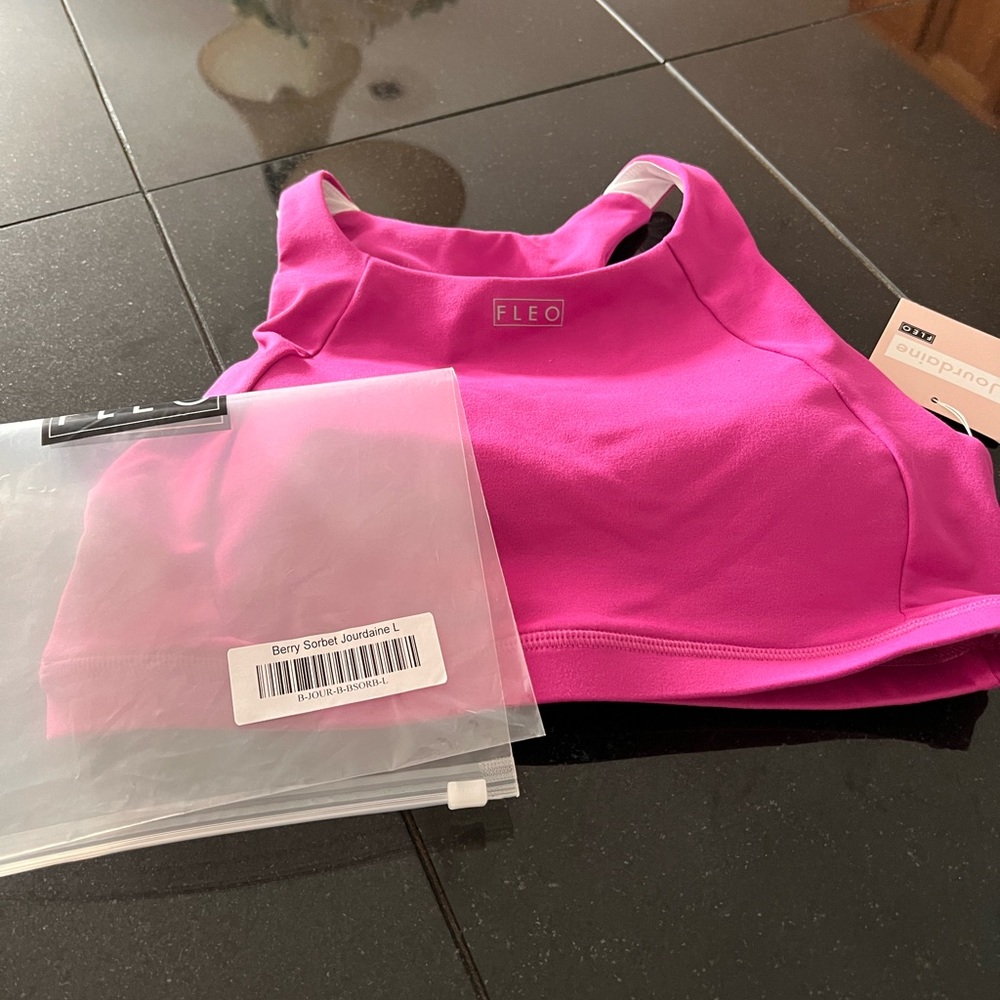 FLEO Jourdaine Sports Bra—Berry Sorbet SzL